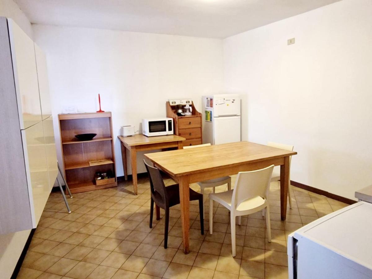 Borgo Volciano Garda Lake App.2 Roe Exterior photo